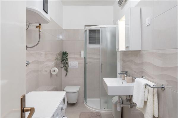 Apartment A1, for 7 persons