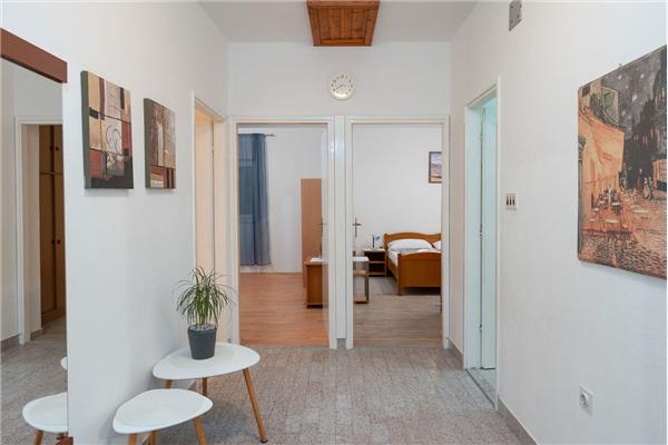 Apartment A1, for 7 persons