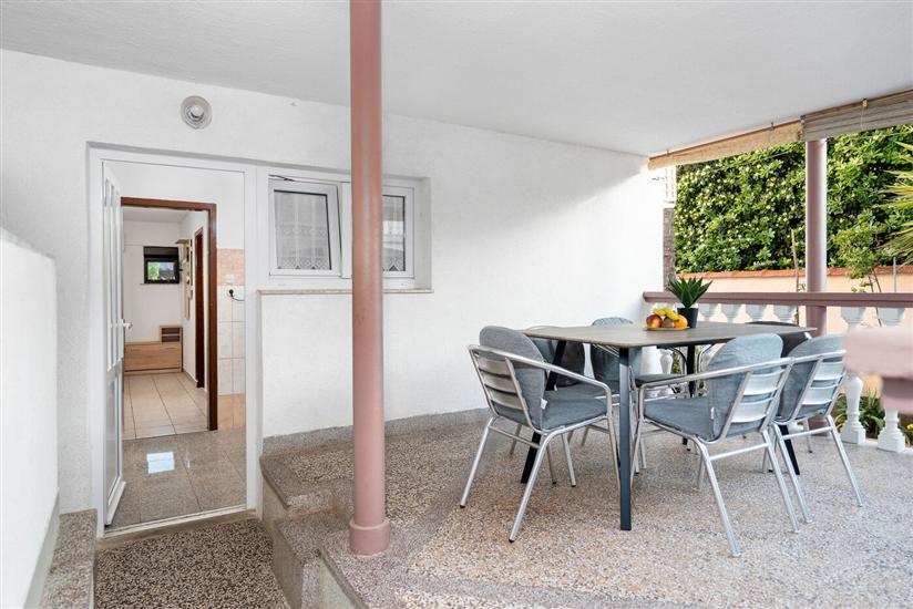 Apartment A1, for 4 persons