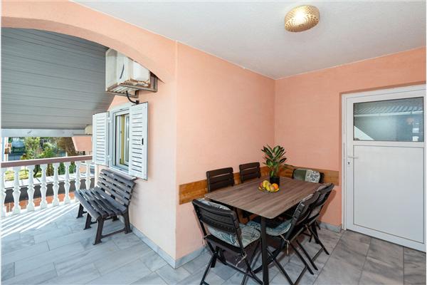 Apartment A3, for 6 persons