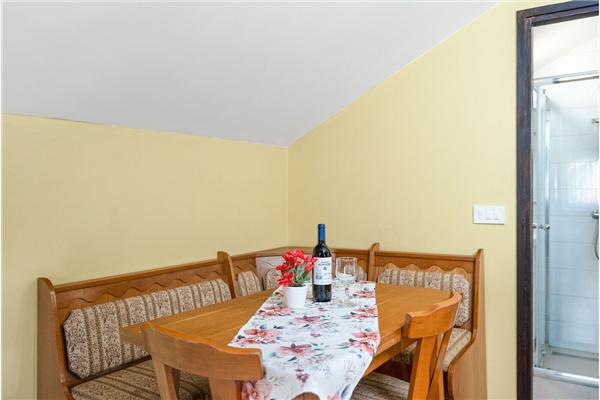 Apartment A3, for 6 persons