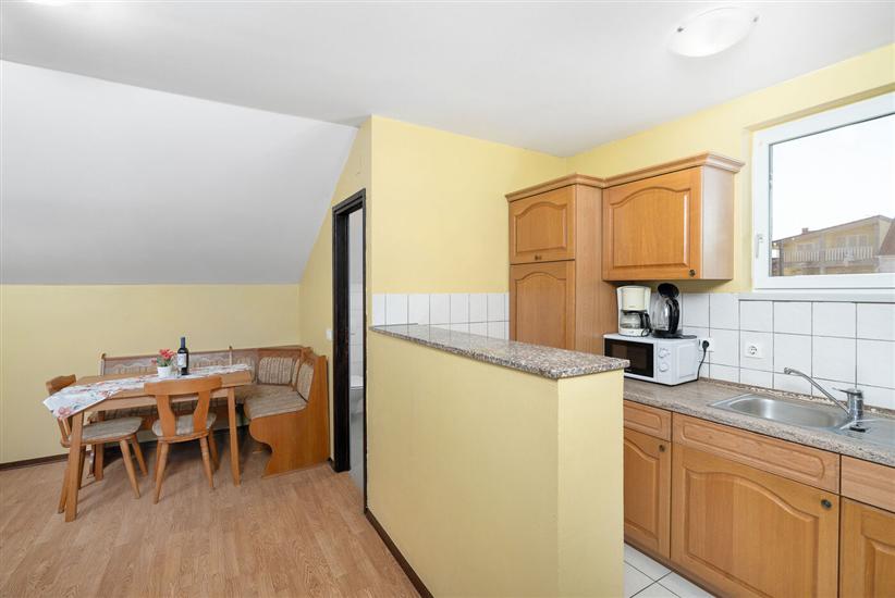 Apartment A3, for 6 persons