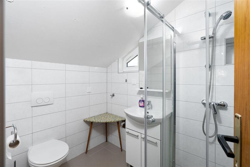 Apartment A3, for 6 persons