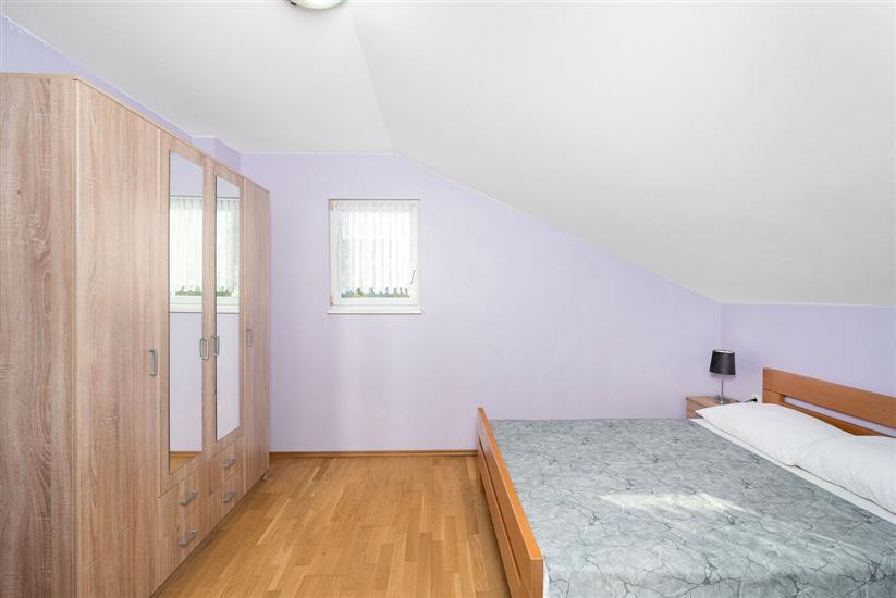 Apartment A3, for 6 persons