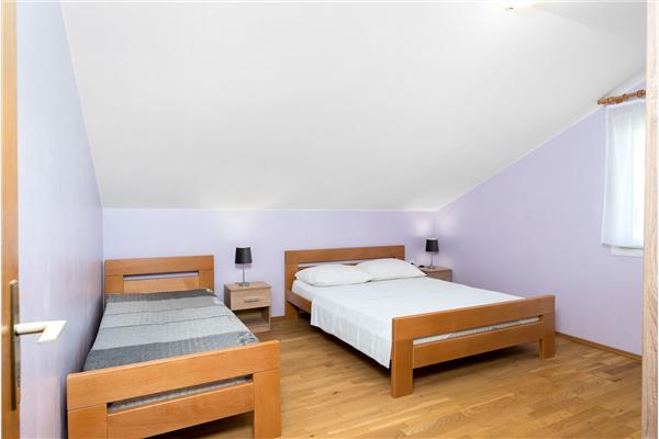 Apartment A3, for 6 persons