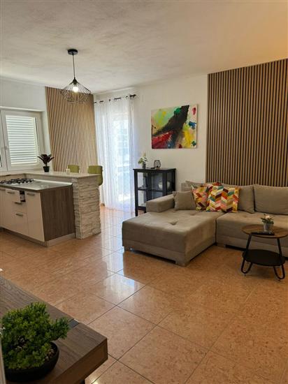 Apartment A3, for 8 persons