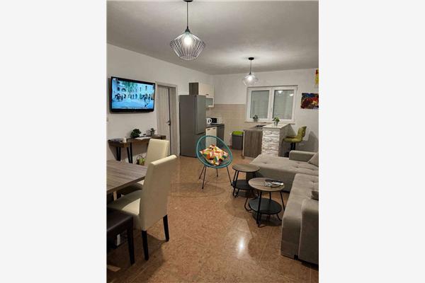 Apartman A3, na 8 osebe