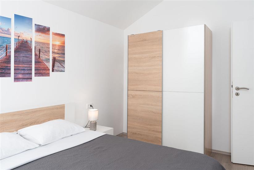 Apartment A1, for 6 persons