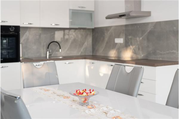 Apartment A1, for 6 persons