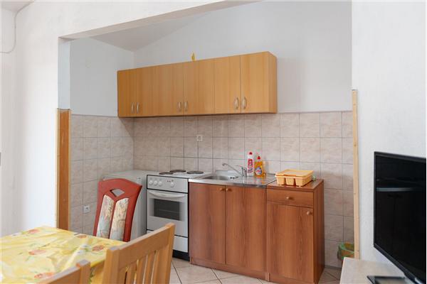 Apartment A1, for 5 persons