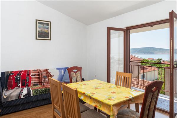 Apartment A1, for 5 persons