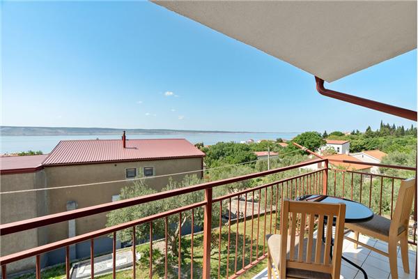 Apartment A1, for 5 persons