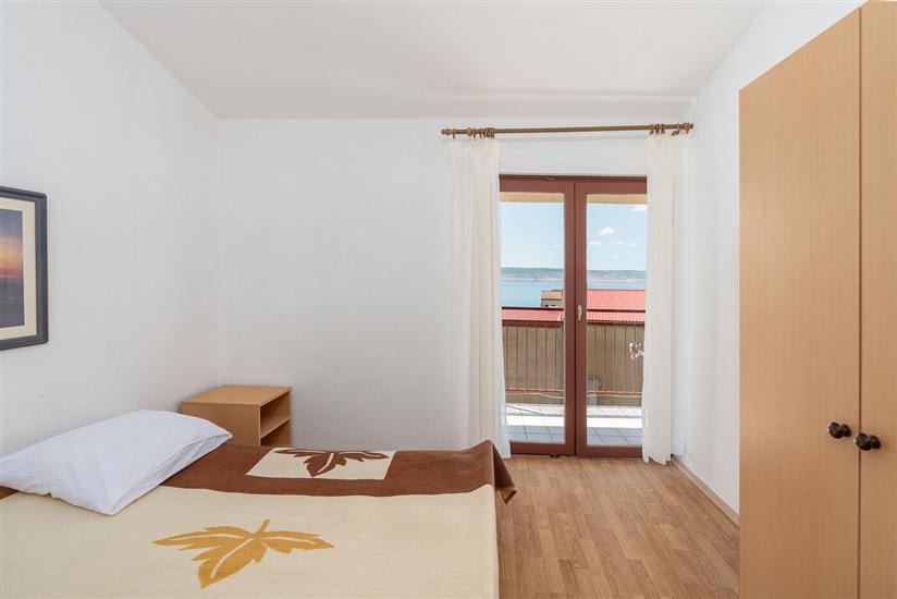 Apartment A1, for 5 persons