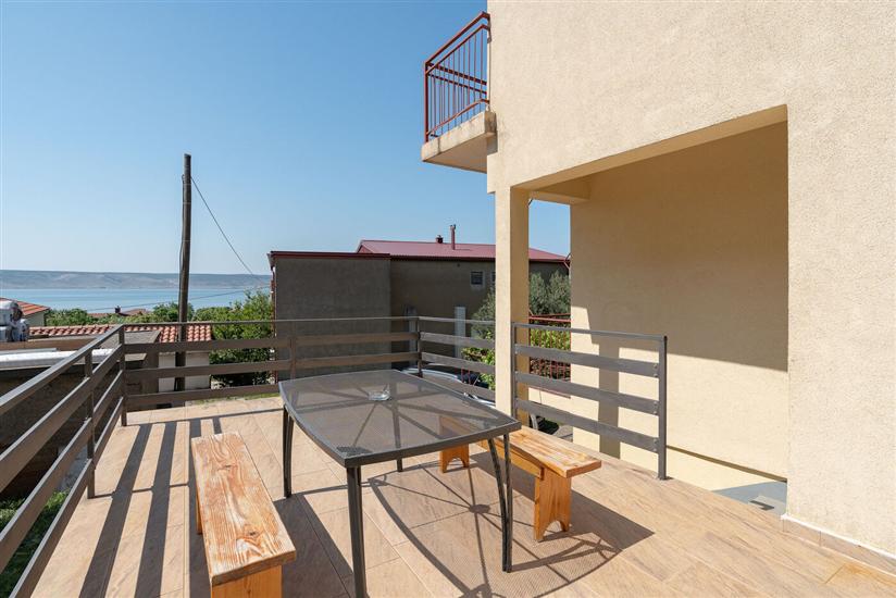 Apartment A2, for 7 persons