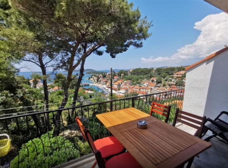 Apartment A2, for 4 persons