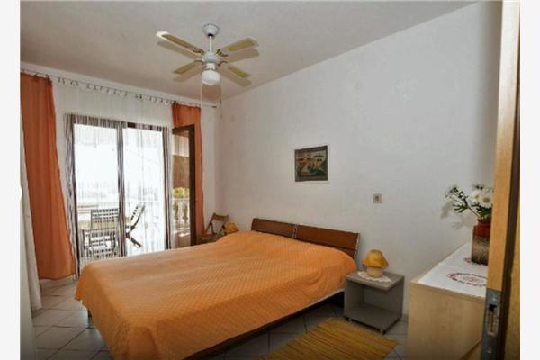 Apartment A4, for 4 persons