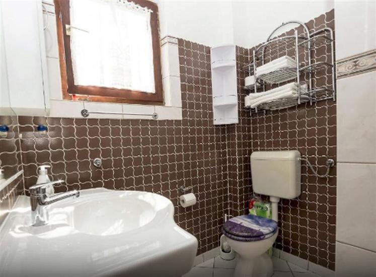 Apartment A4, for 4 persons