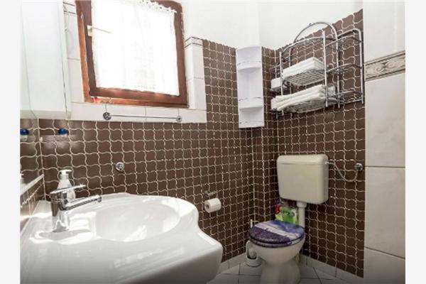 Apartment A4, for 4 persons