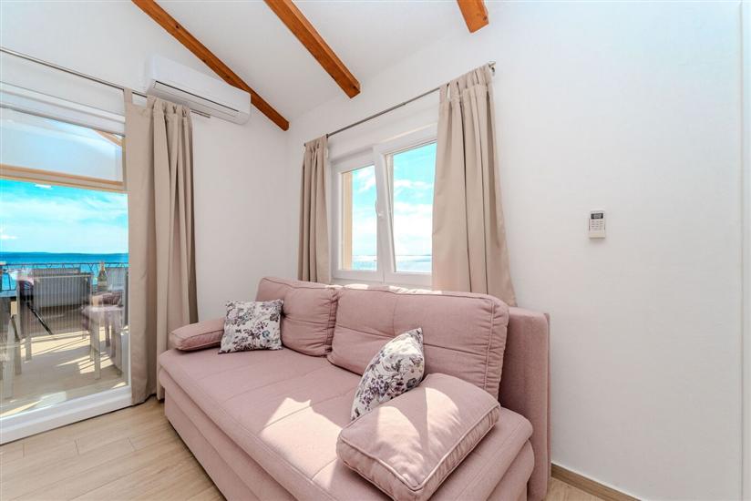 Apartment A2, for 6 persons