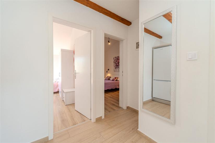 Apartment A2, for 6 persons