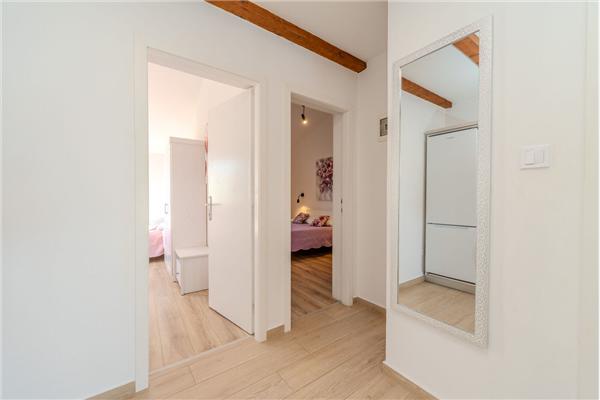 Apartment A2, for 6 persons