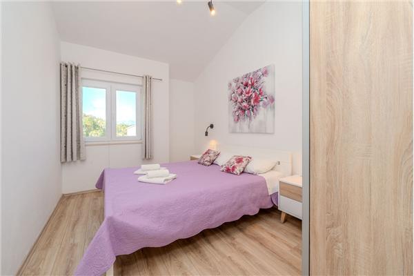 Apartment A2, for 6 persons