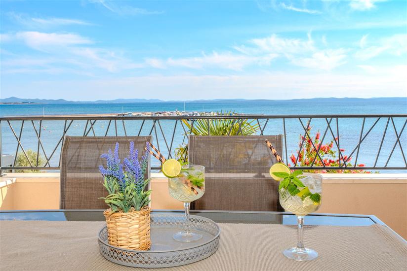 Apartment A3, for 6 persons