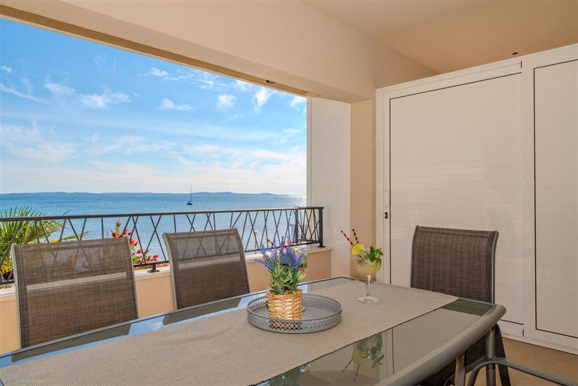 Apartment A3, for 6 persons