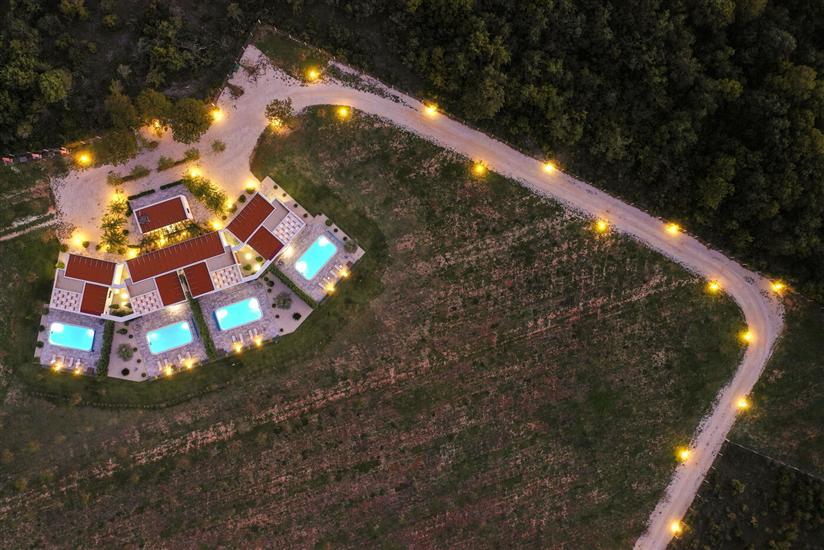 Villa Royal Green Resort