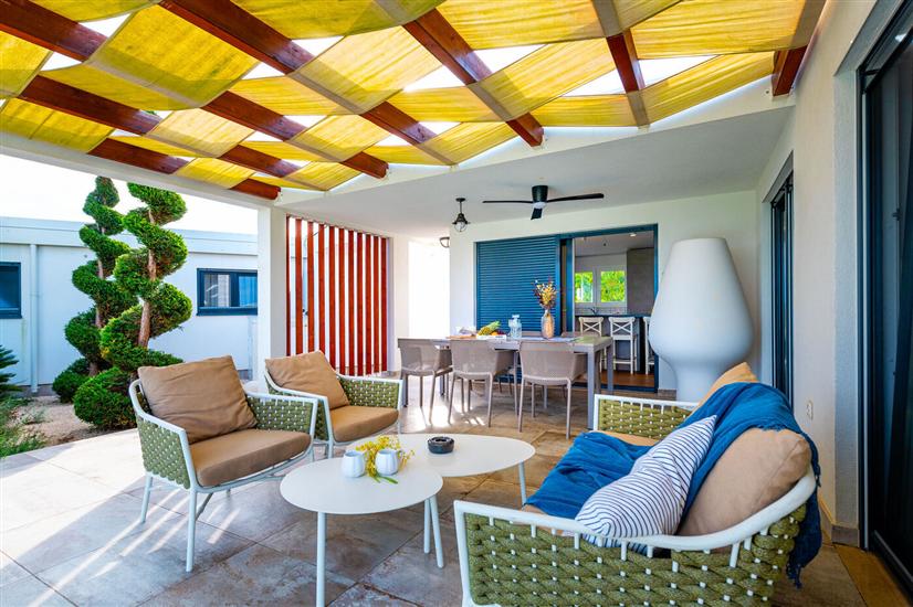 Villa Royal Green Resort