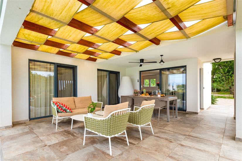 House K1, for 24 persons