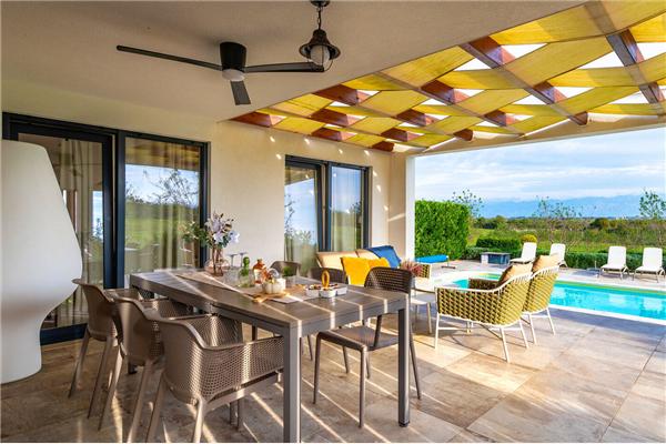 House K1, for 24 persons