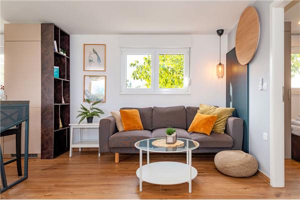 House K1, for 24 persons