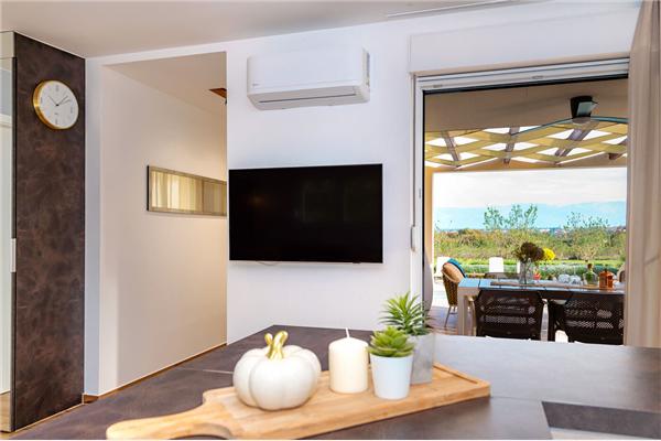 House K1, for 24 persons