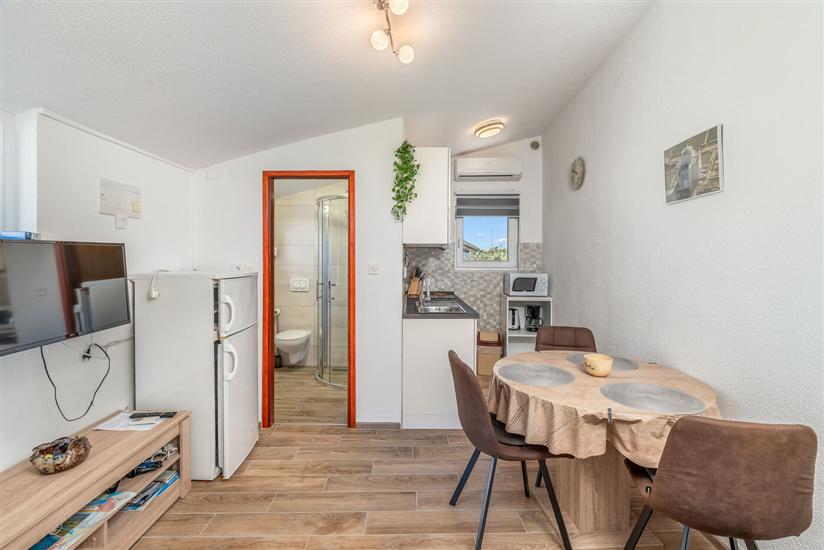 Apartment A2, for 3 persons