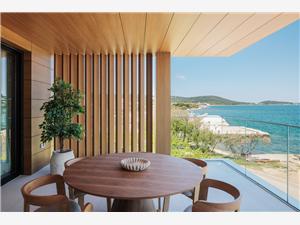 Villa Sea Song North Dalmatian islands, Size 200.00 m2, Airline distance to the sea 10 m