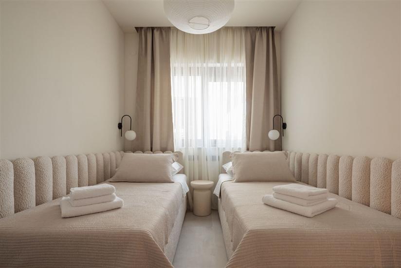 House K1, for 8 persons