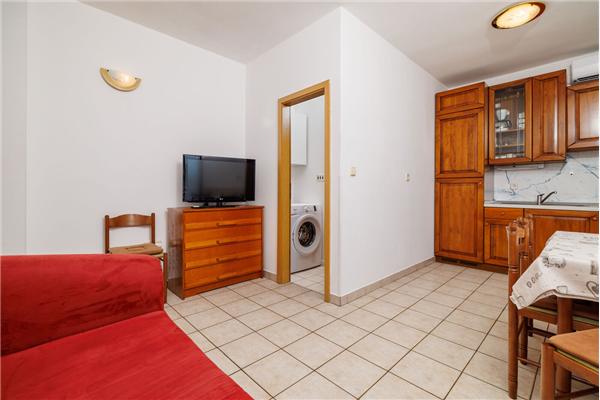 Apartment A4, for 5 persons