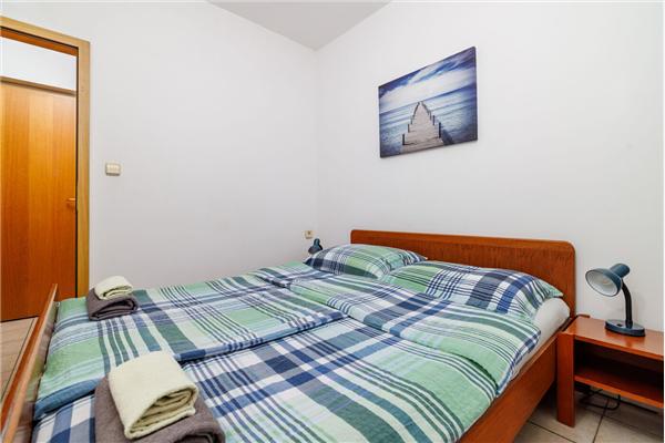 Apartment A4, for 5 persons