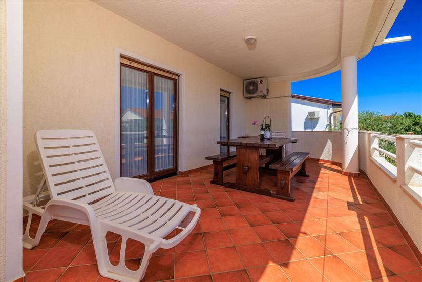 Apartment A4, for 5 persons