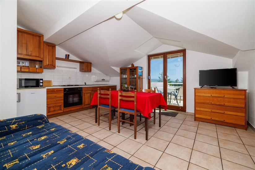 Apartment A5, for 3 persons