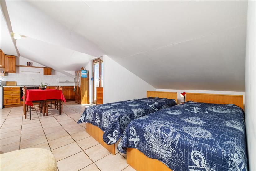 Apartment A5, for 3 persons