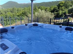 House Nevenka Kučiće, Remote cottage, Size 140.00 m2, Airline distance to town centre 100 m
