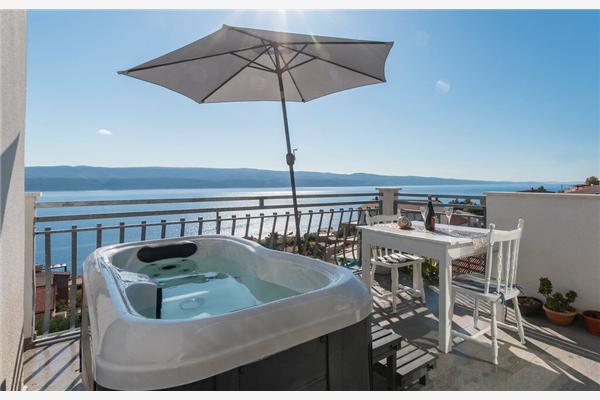 House K1, for 8 persons