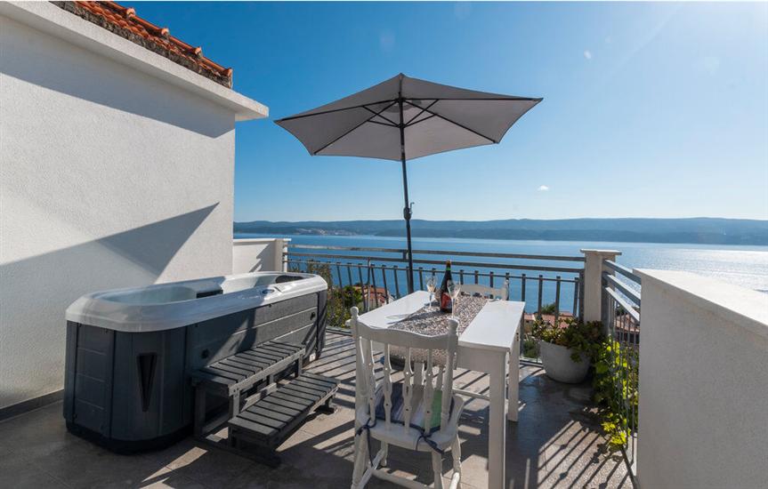 House K1, for 8 persons