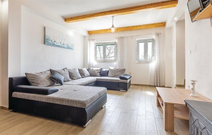 House K1, for 8 persons