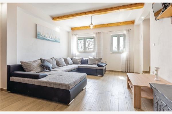 House K1, for 8 persons