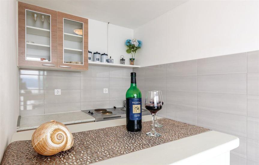 House K1, for 8 persons