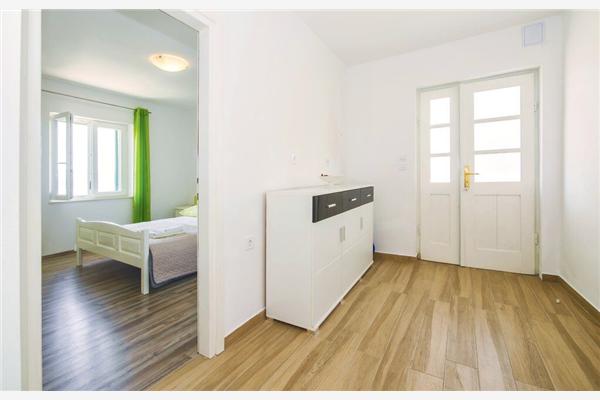 House K1, for 8 persons