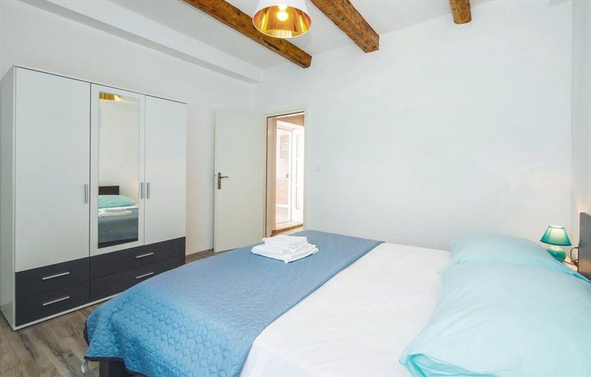 House K1, for 8 persons